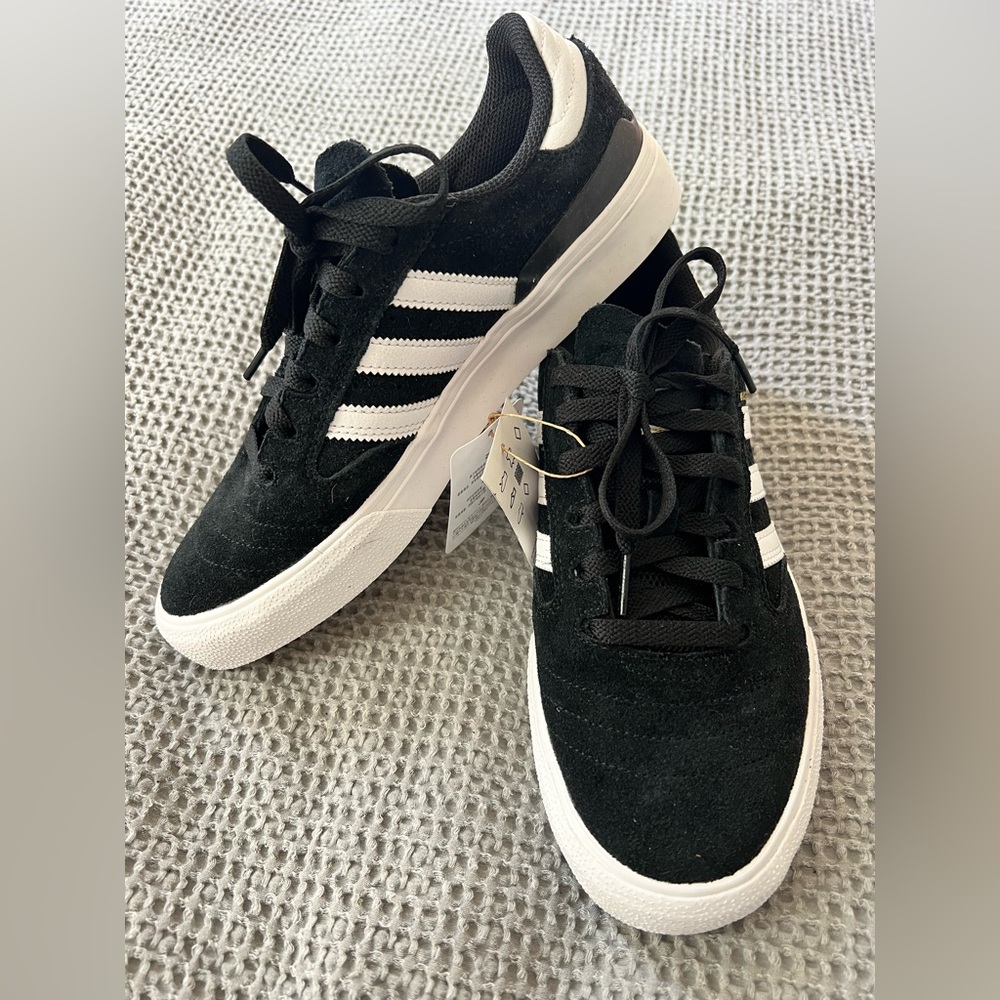 NWT Adidas Busenitz Vulc 2 Black and White Size M7 / W8